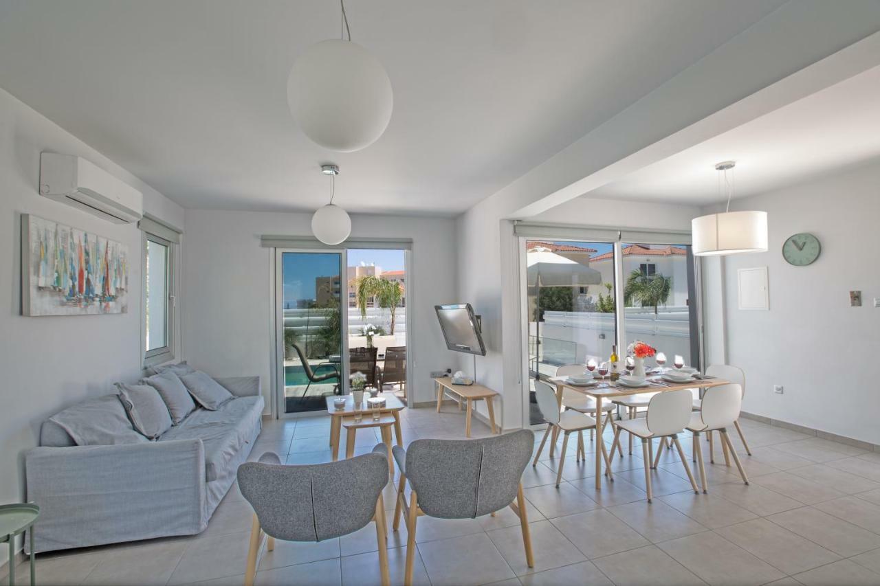 Kitsios Villas With Private Pool No2 普罗塔拉斯 外观 照片