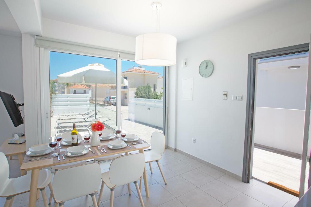 Kitsios Villas With Private Pool No2 普罗塔拉斯 外观 照片
