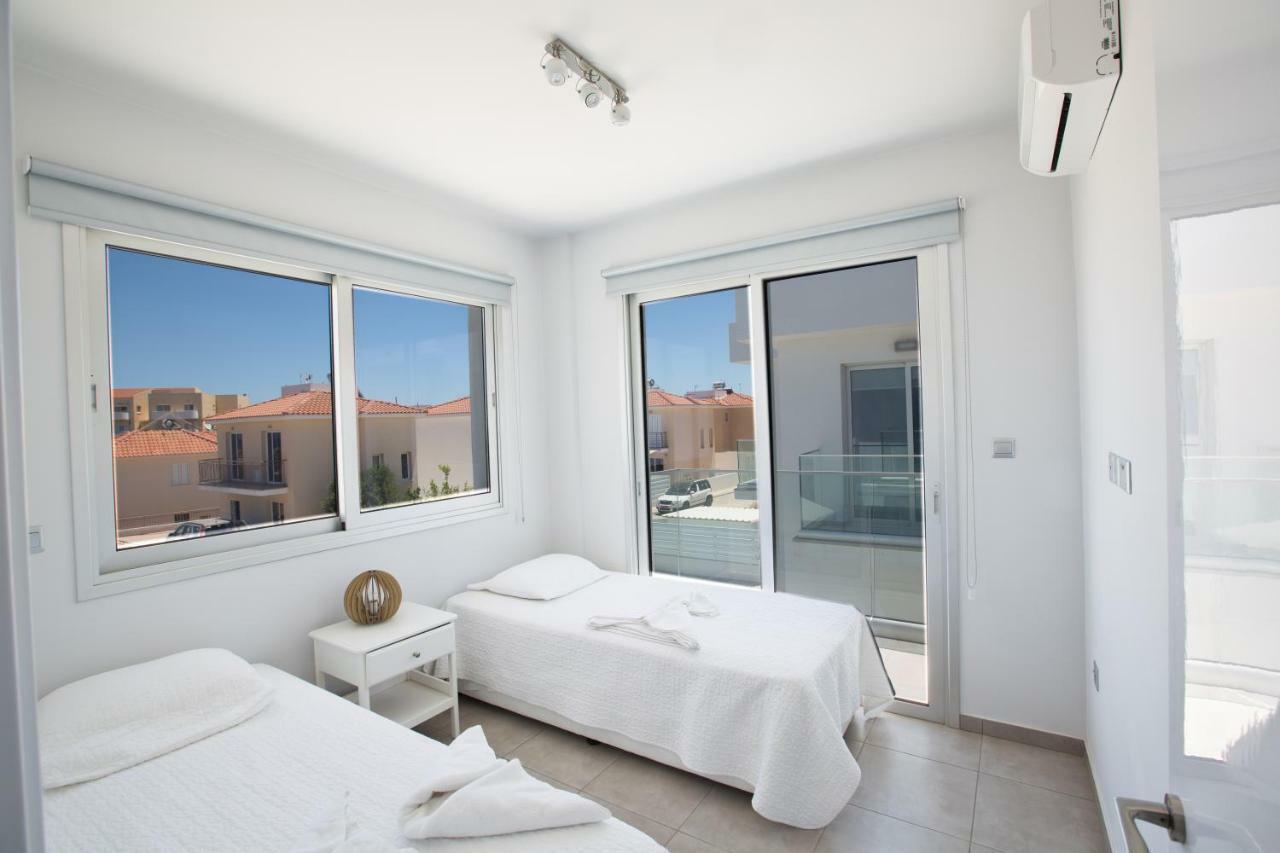Kitsios Villas With Private Pool No2 普罗塔拉斯 外观 照片