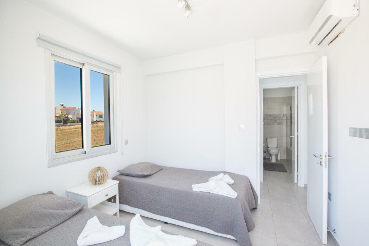 Kitsios Villas With Private Pool No2 普罗塔拉斯 外观 照片
